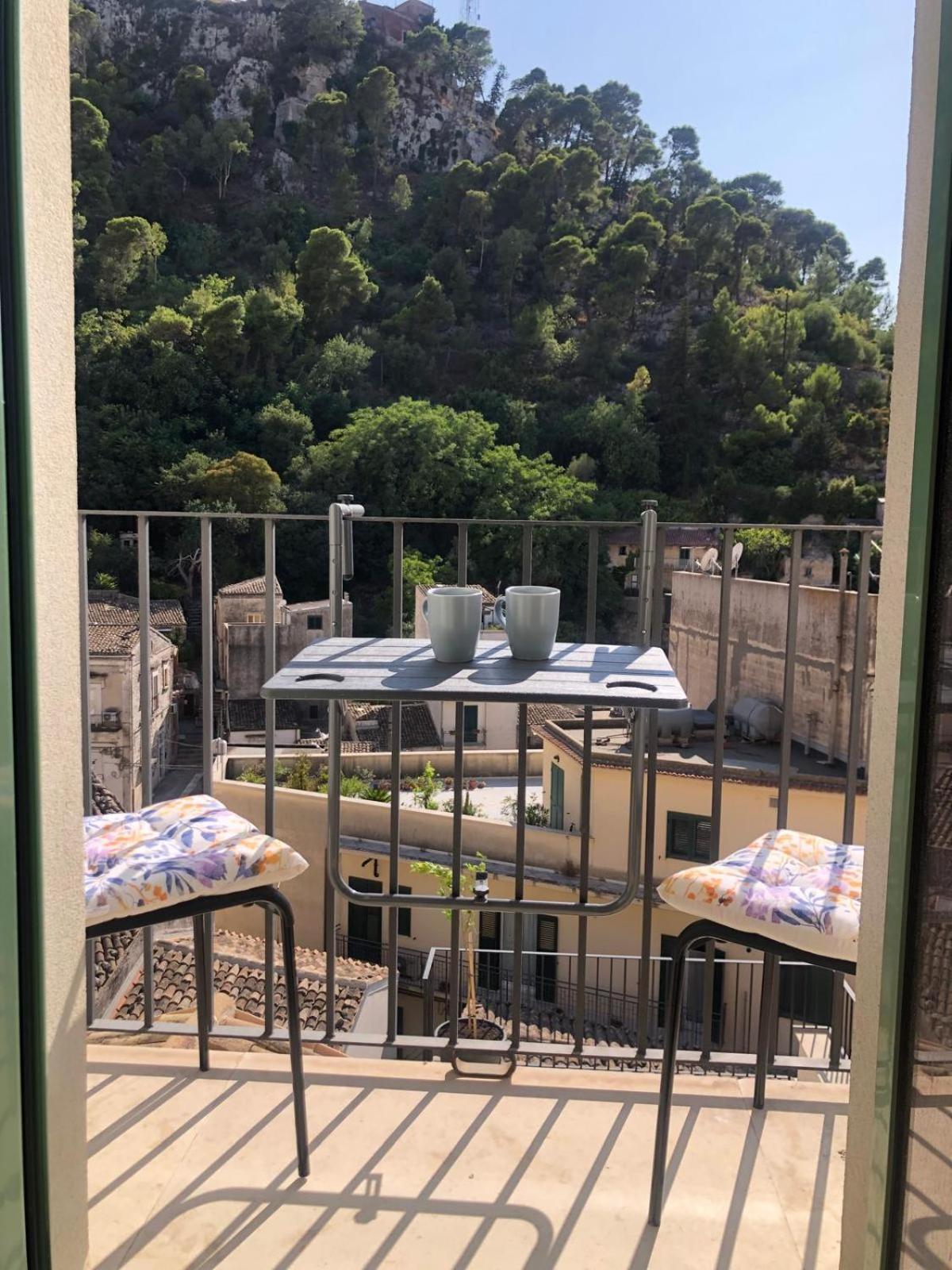 Acciana Rooms Modica Luaran gambar
